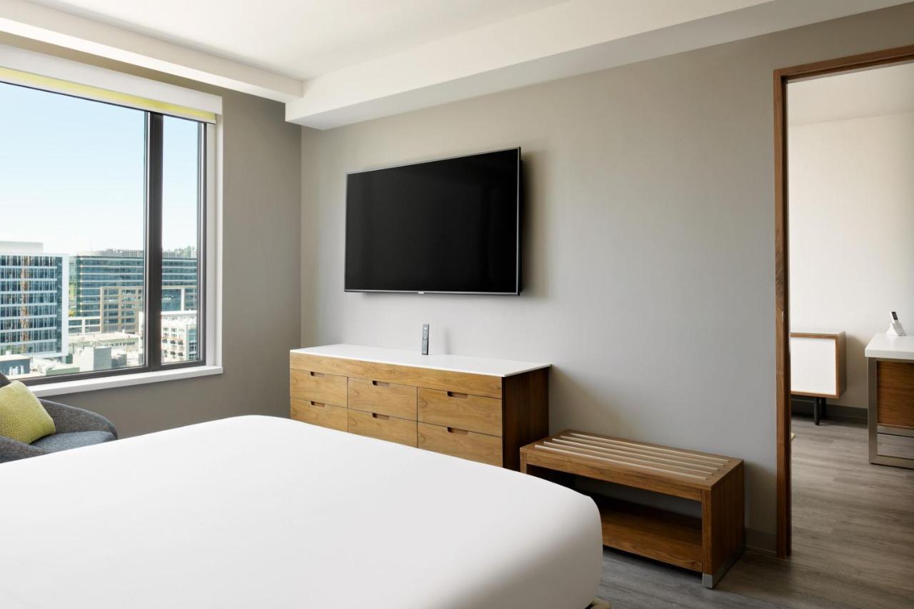Astra Hotel, Seattle, A Tribute Portfolio Hotel By Marriott ภายนอก รูปภาพ